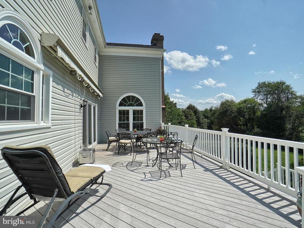 HOLBROOK HEIGHTS - Residential