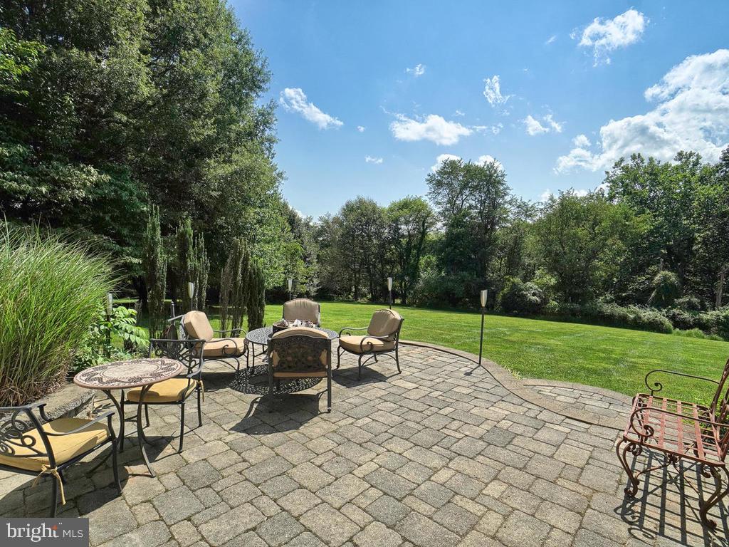 HOLBROOK HEIGHTS - Residential