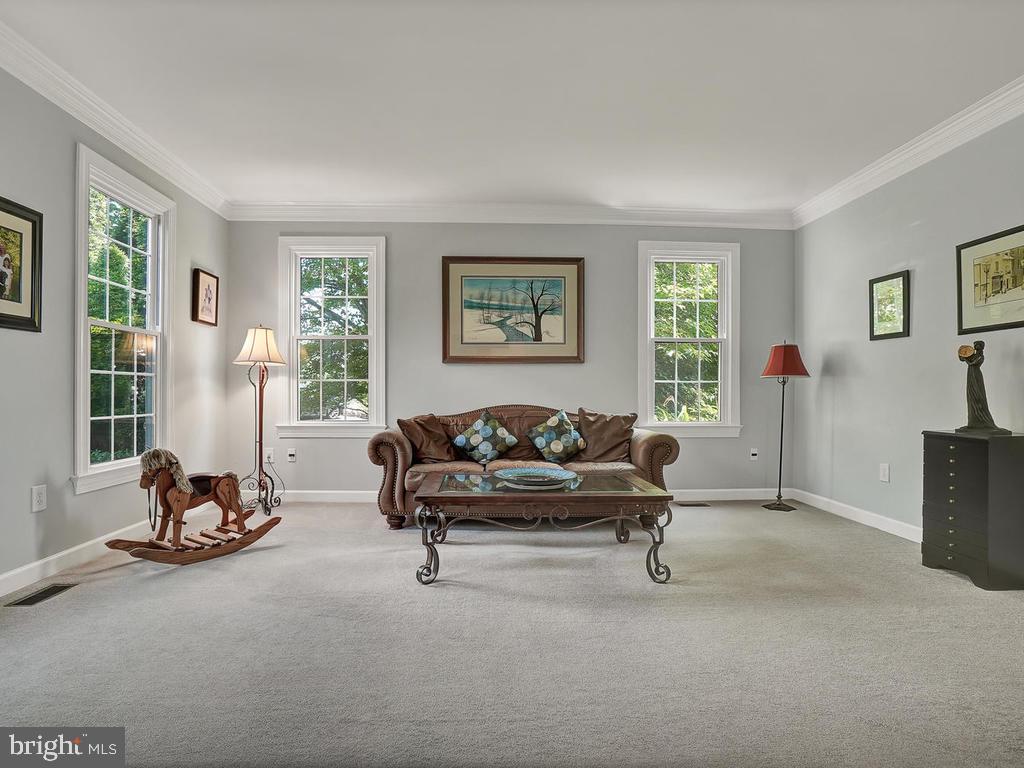 HOLBROOK HEIGHTS - Residential