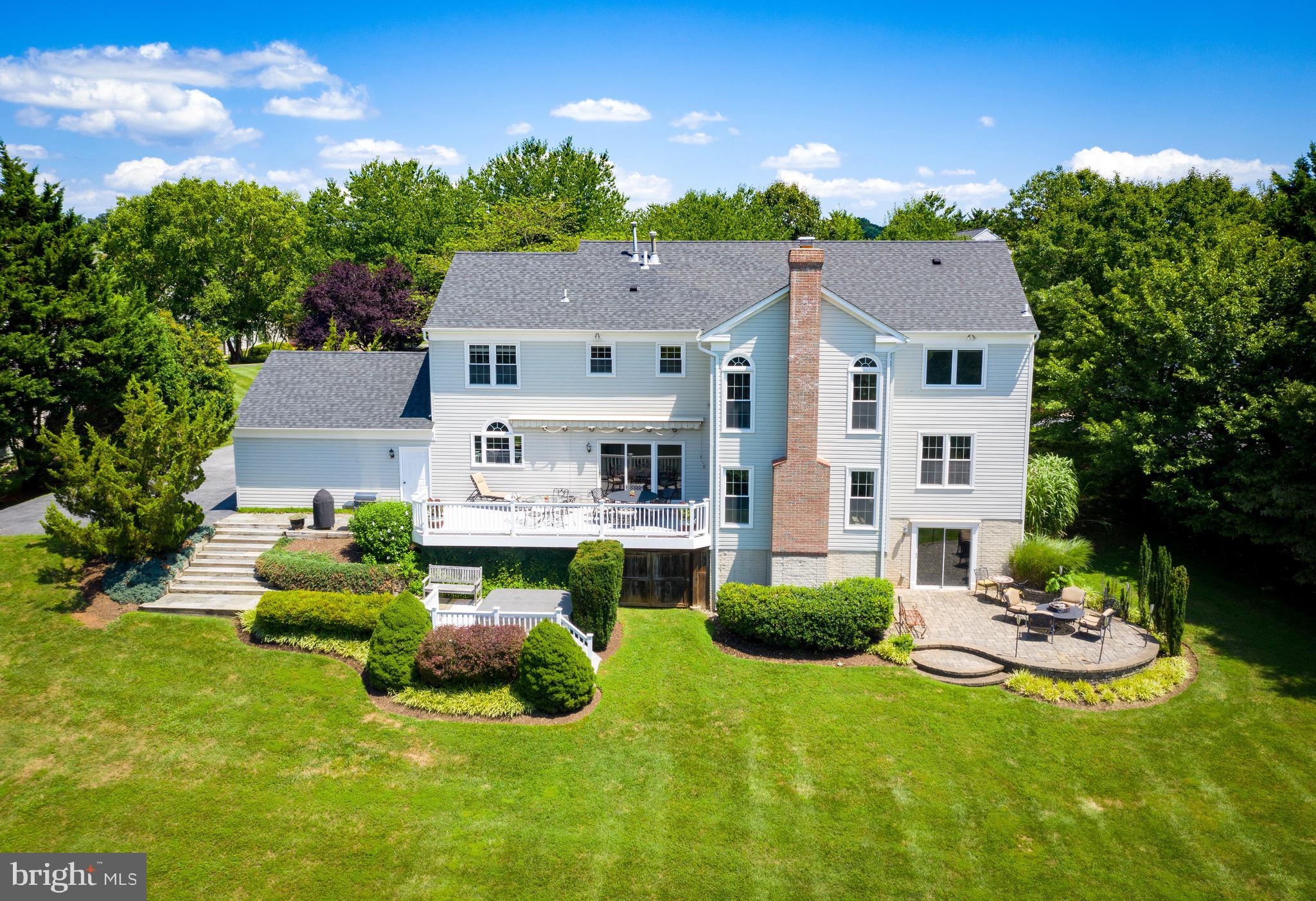 HOLBROOK HEIGHTS - Residential