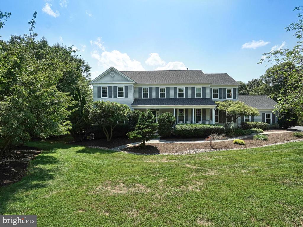 HOLBROOK HEIGHTS - Residential