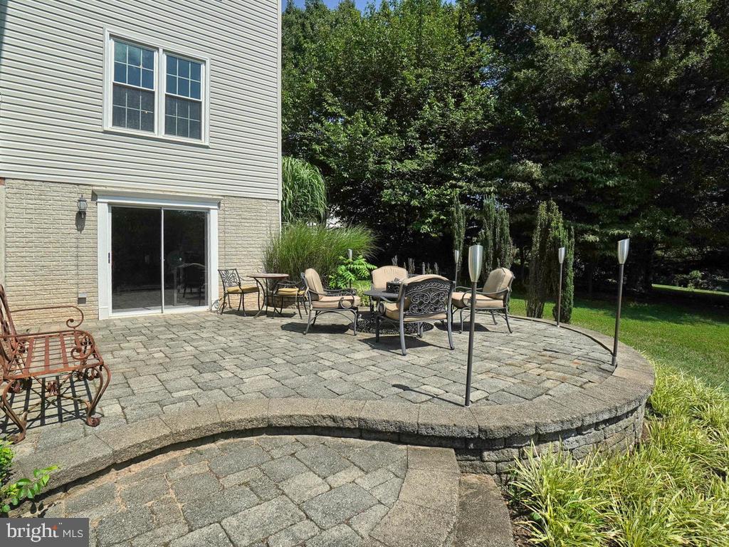 HOLBROOK HEIGHTS - Residential