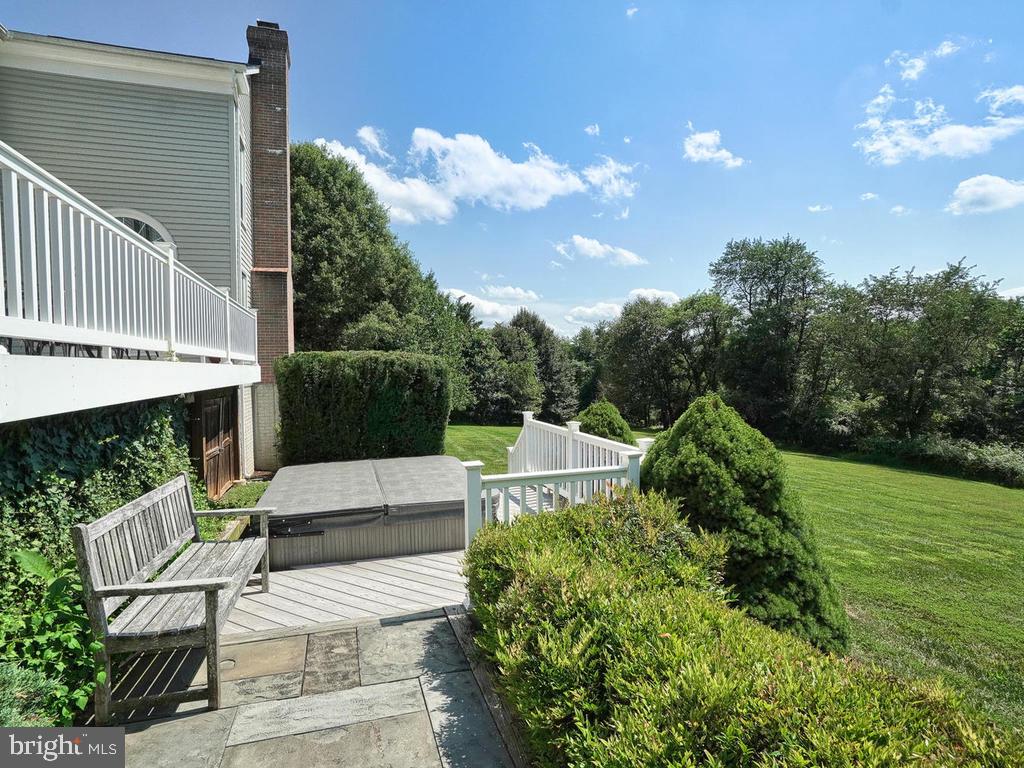 HOLBROOK HEIGHTS - Residential