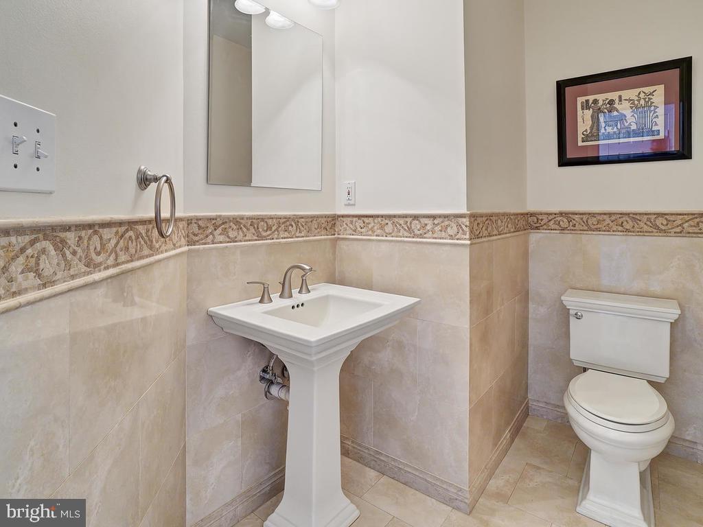 HOLBROOK HEIGHTS - Residential