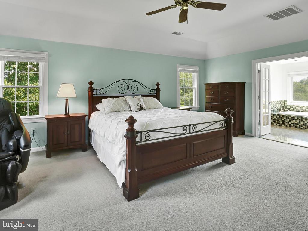 HOLBROOK HEIGHTS - Residential