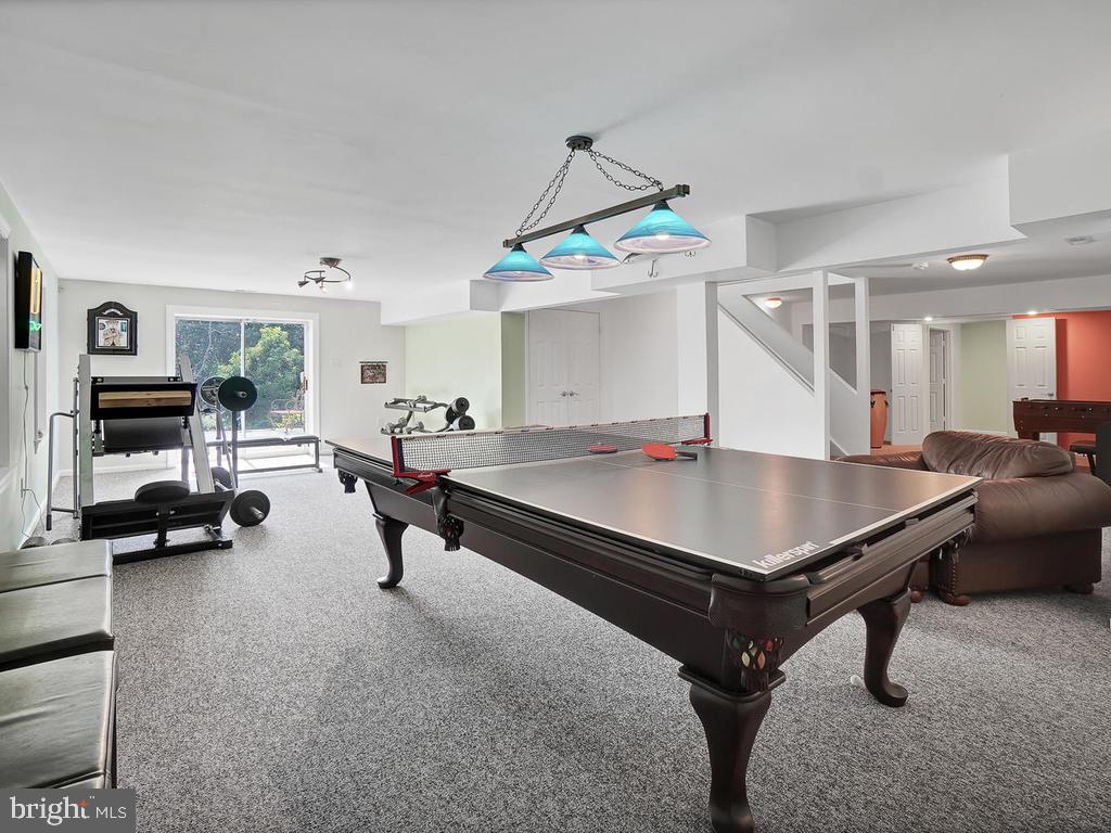 HOLBROOK HEIGHTS - Residential