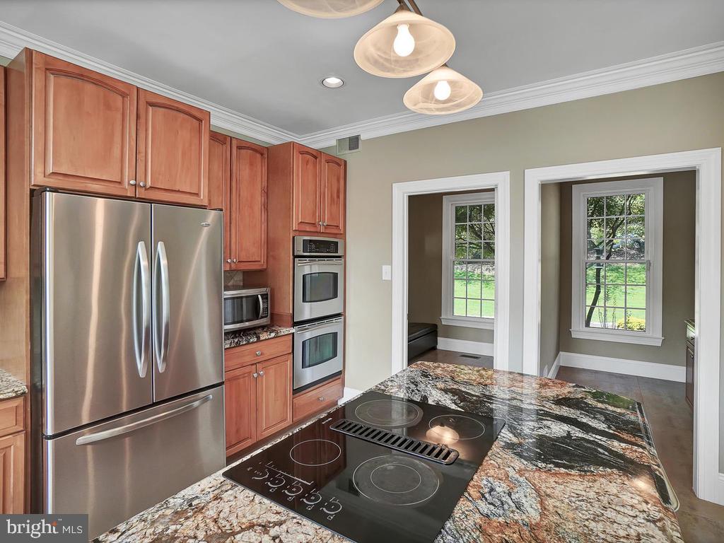 HOLBROOK HEIGHTS - Residential