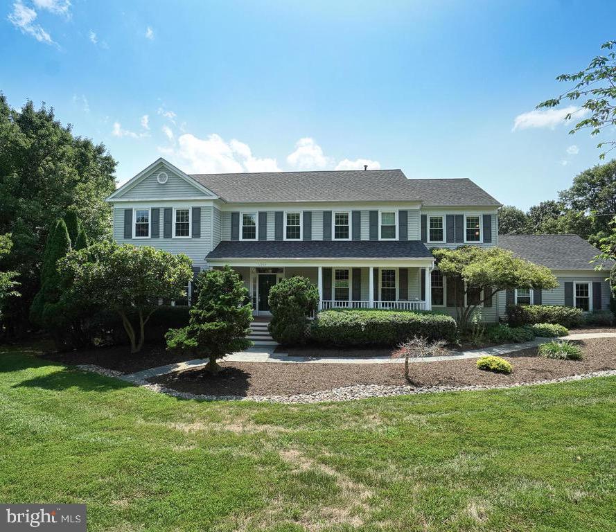 HOLBROOK HEIGHTS - Residential