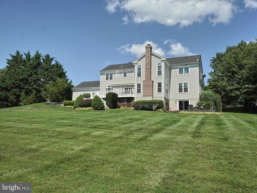 HOLBROOK HEIGHTS - Residential