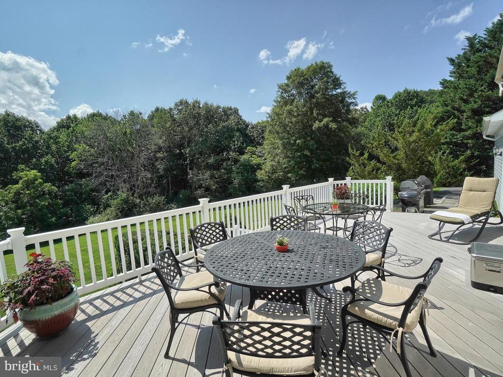 HOLBROOK HEIGHTS - Residential