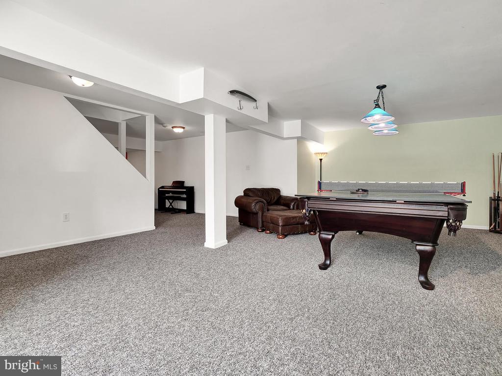 HOLBROOK HEIGHTS - Residential