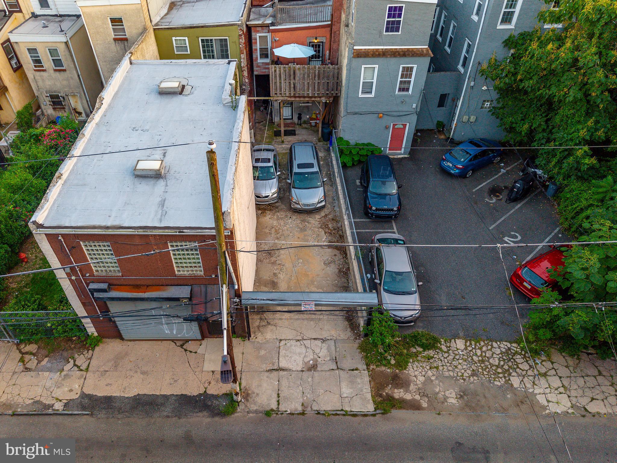 1538 W SEYBERT STREET
