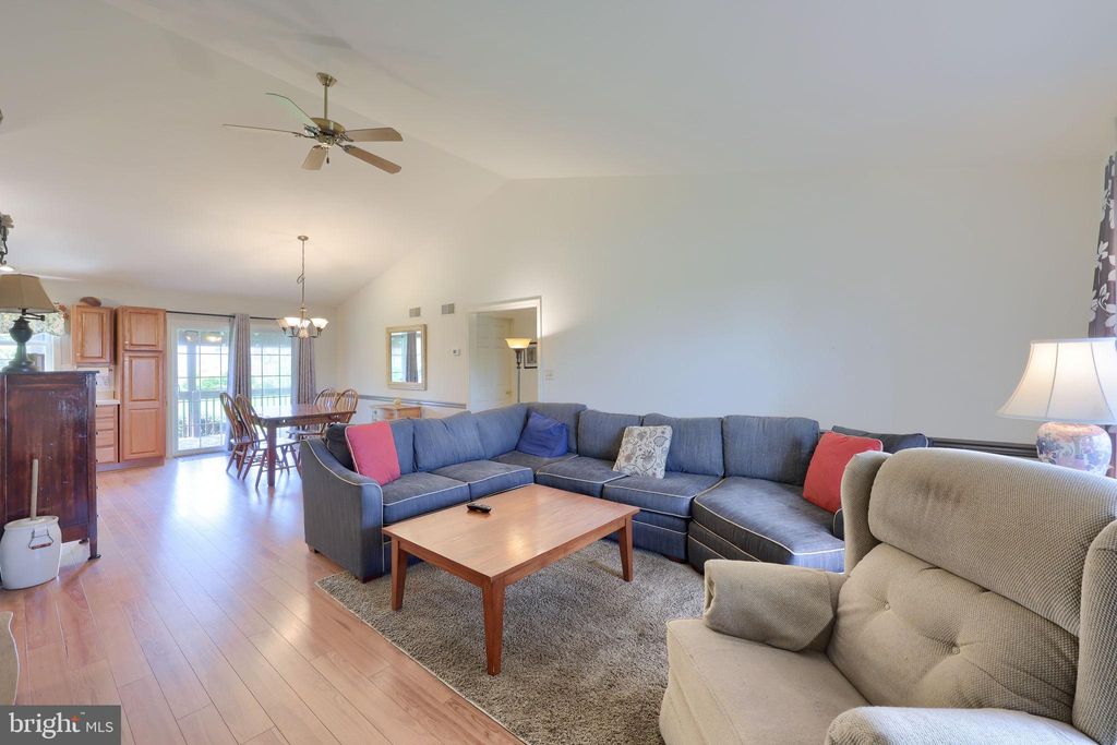 Photo of 180 Hollow Rd, REINHOLDS, PA 17569 (MLS # PALA2088710)