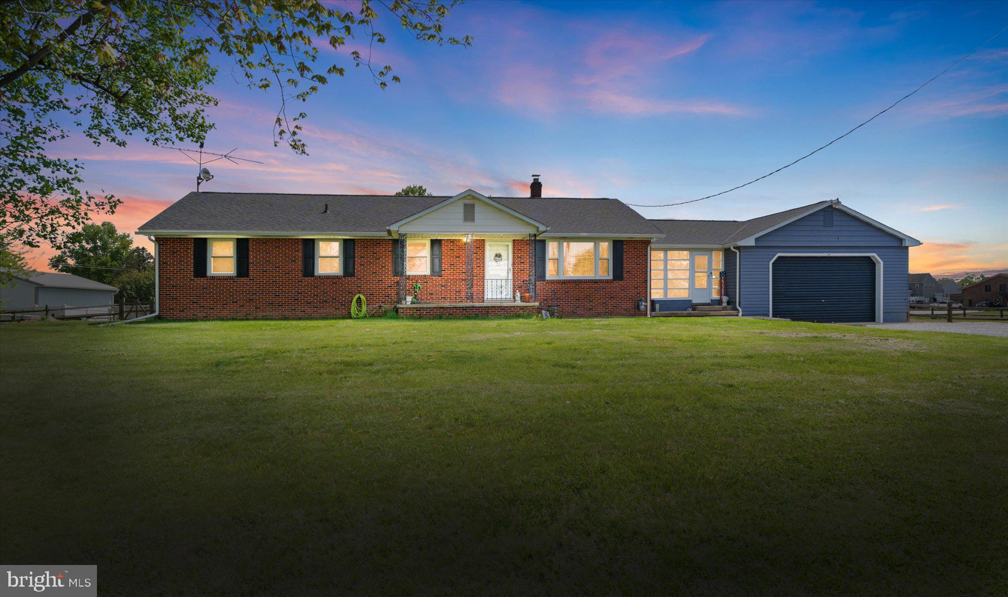 555 OLD SUMMIT BRIDGE ROAD