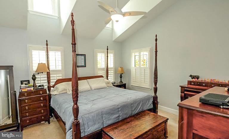 SUNNYSIDE - Residential Lease