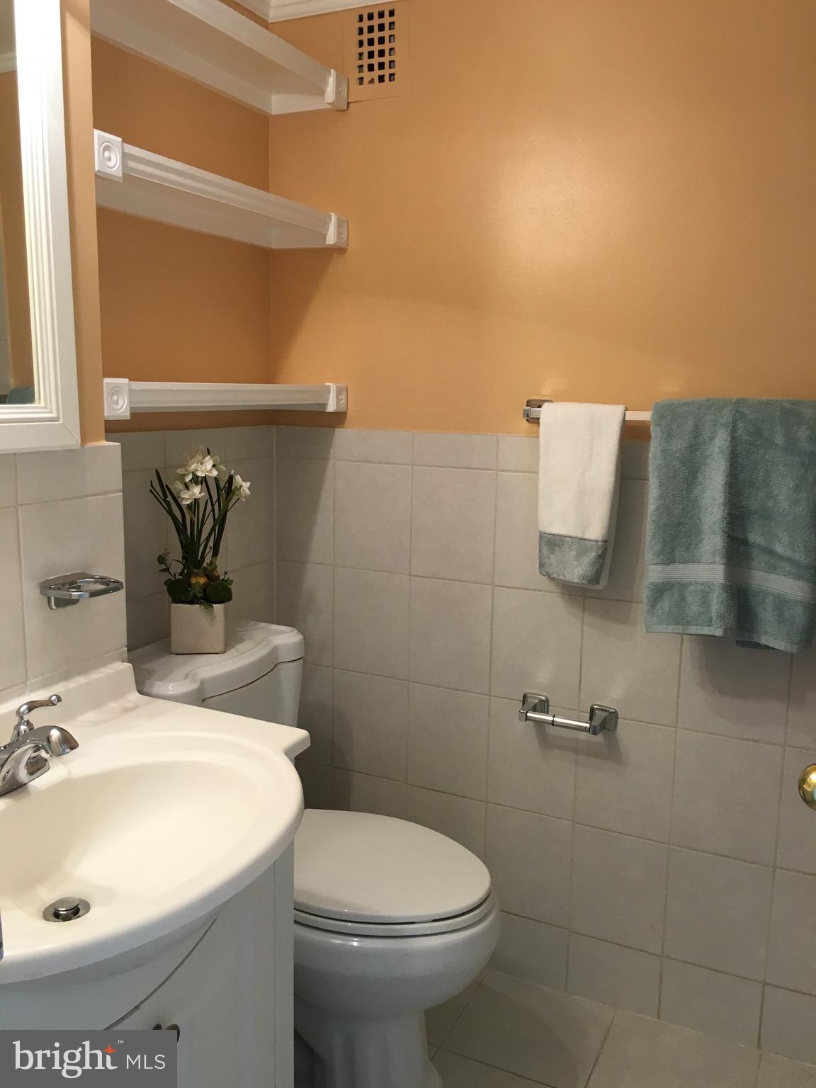 PAVILION ON THE PARK - Residential Lease