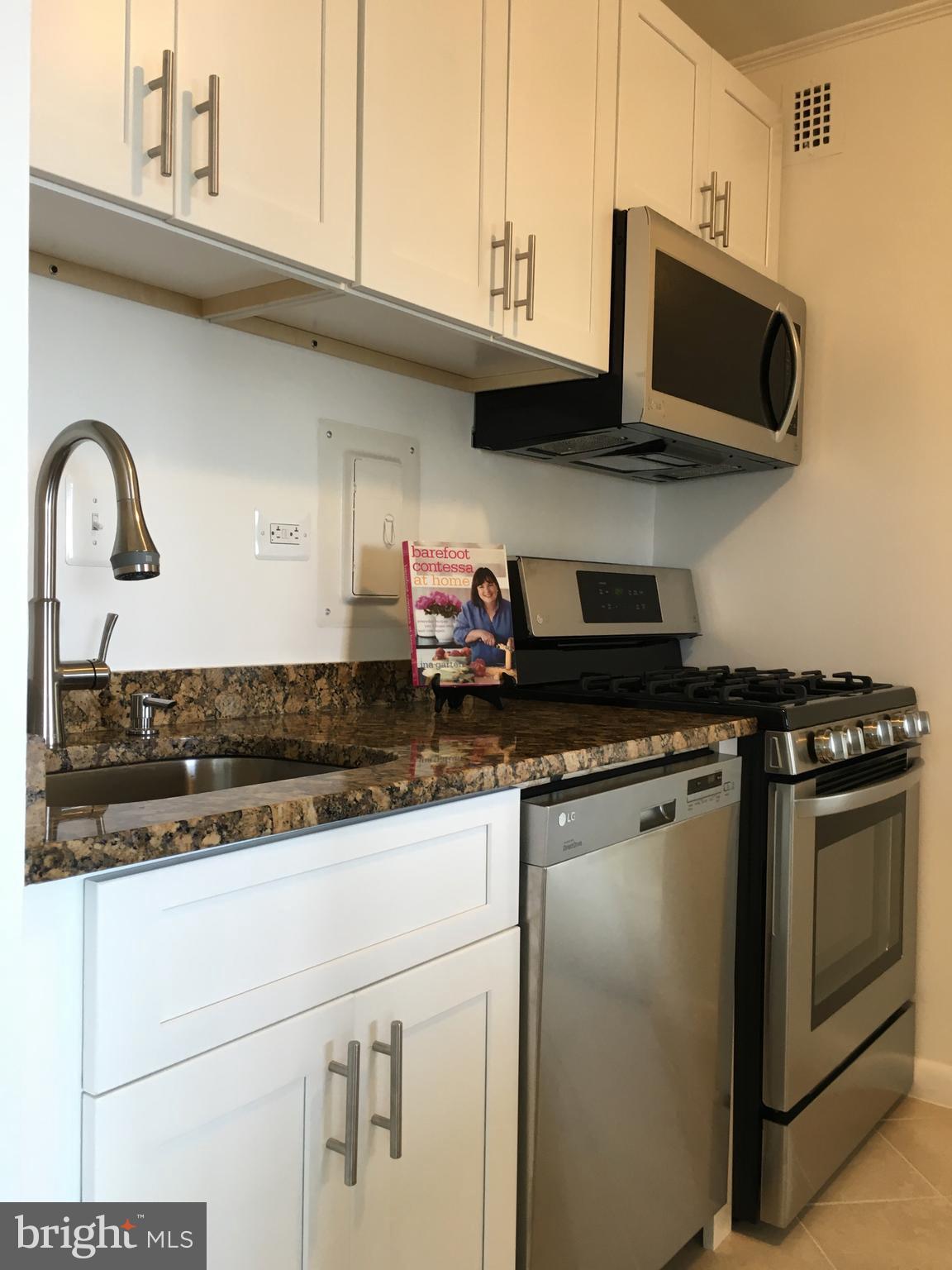 PAVILION ON THE PARK - Residential Lease