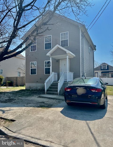 Homes For Sale - 137 W Greenfield Avenue<br/> PLEASANTVILLE, NJ 08232