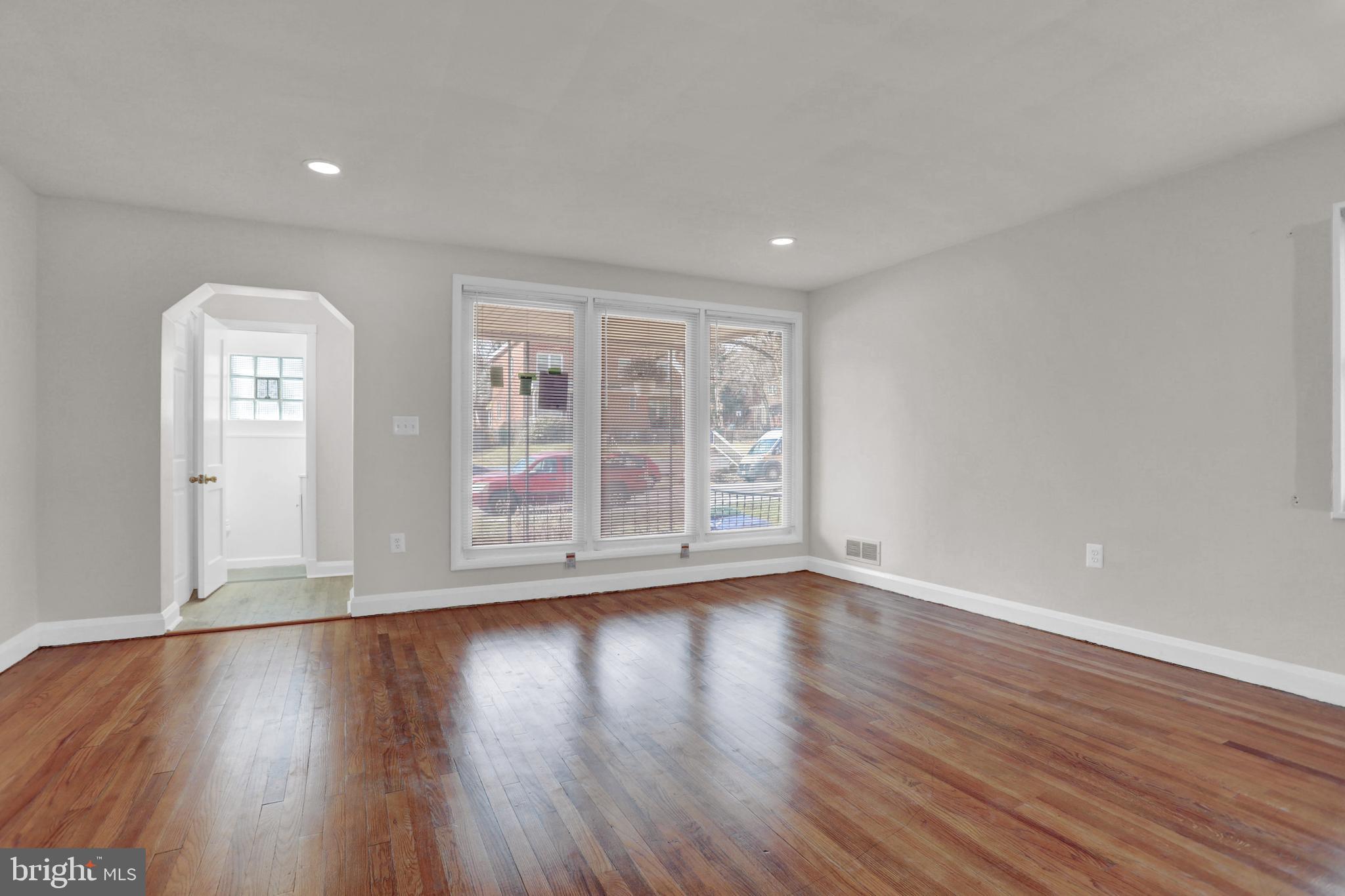 GROVE PARK - Residential Lease