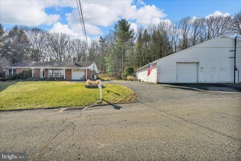 Homes For Sale - 123 W Line Street<br/> TREMONT, PA 17981