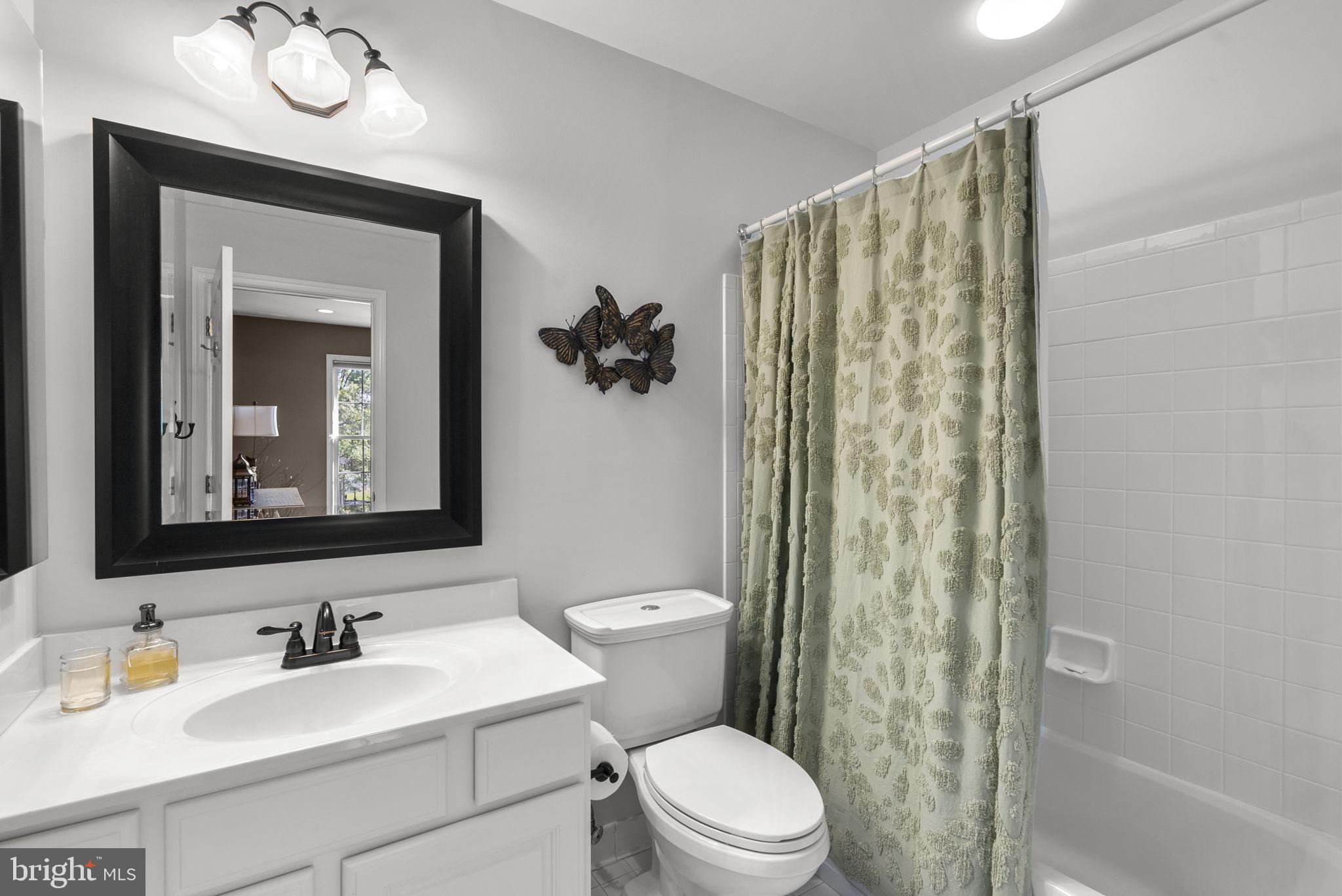 WILLOWS OF POTOMAC - Residential