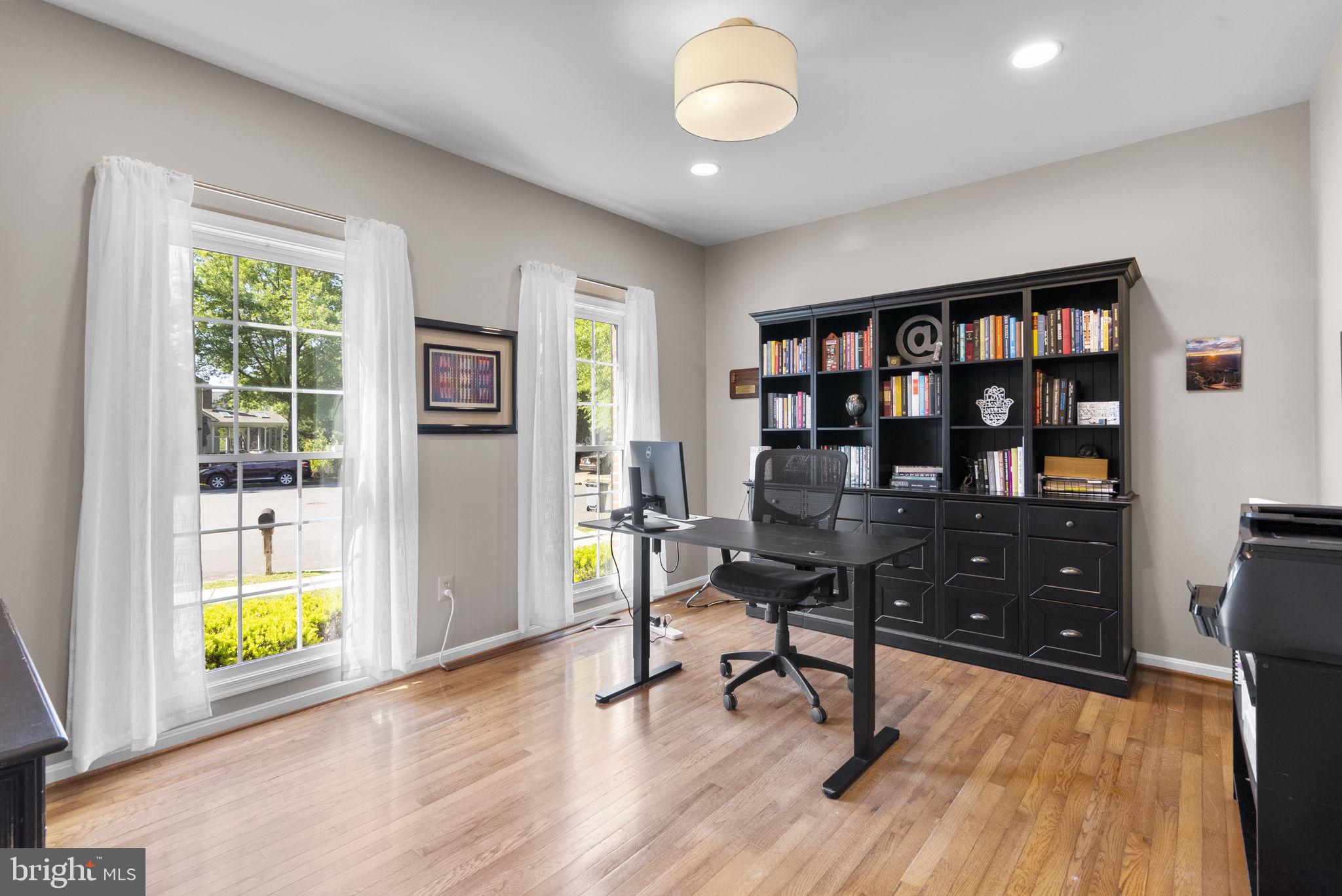 WILLOWS OF POTOMAC - Residential