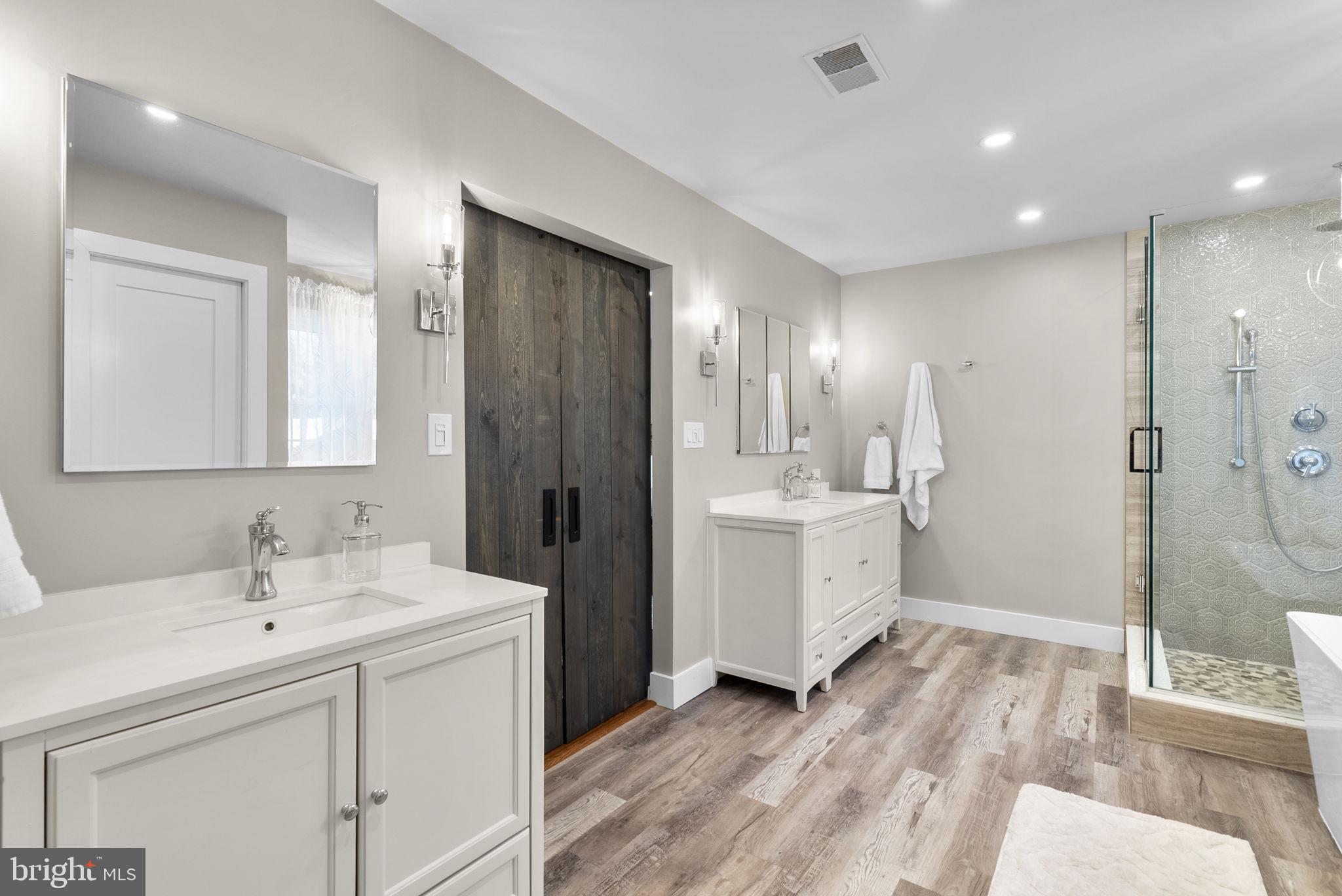 WILLOWS OF POTOMAC - Residential