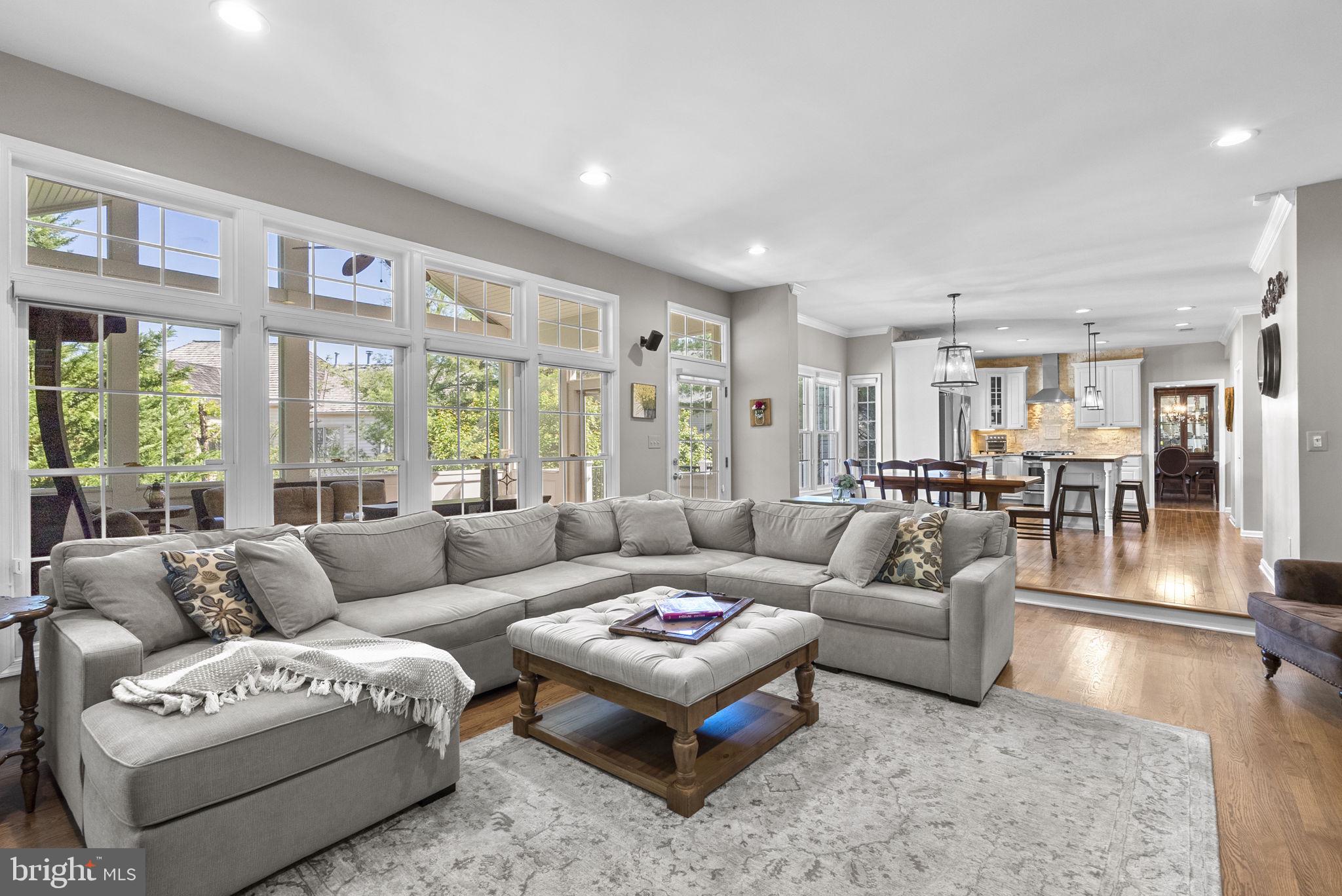 WILLOWS OF POTOMAC - Residential