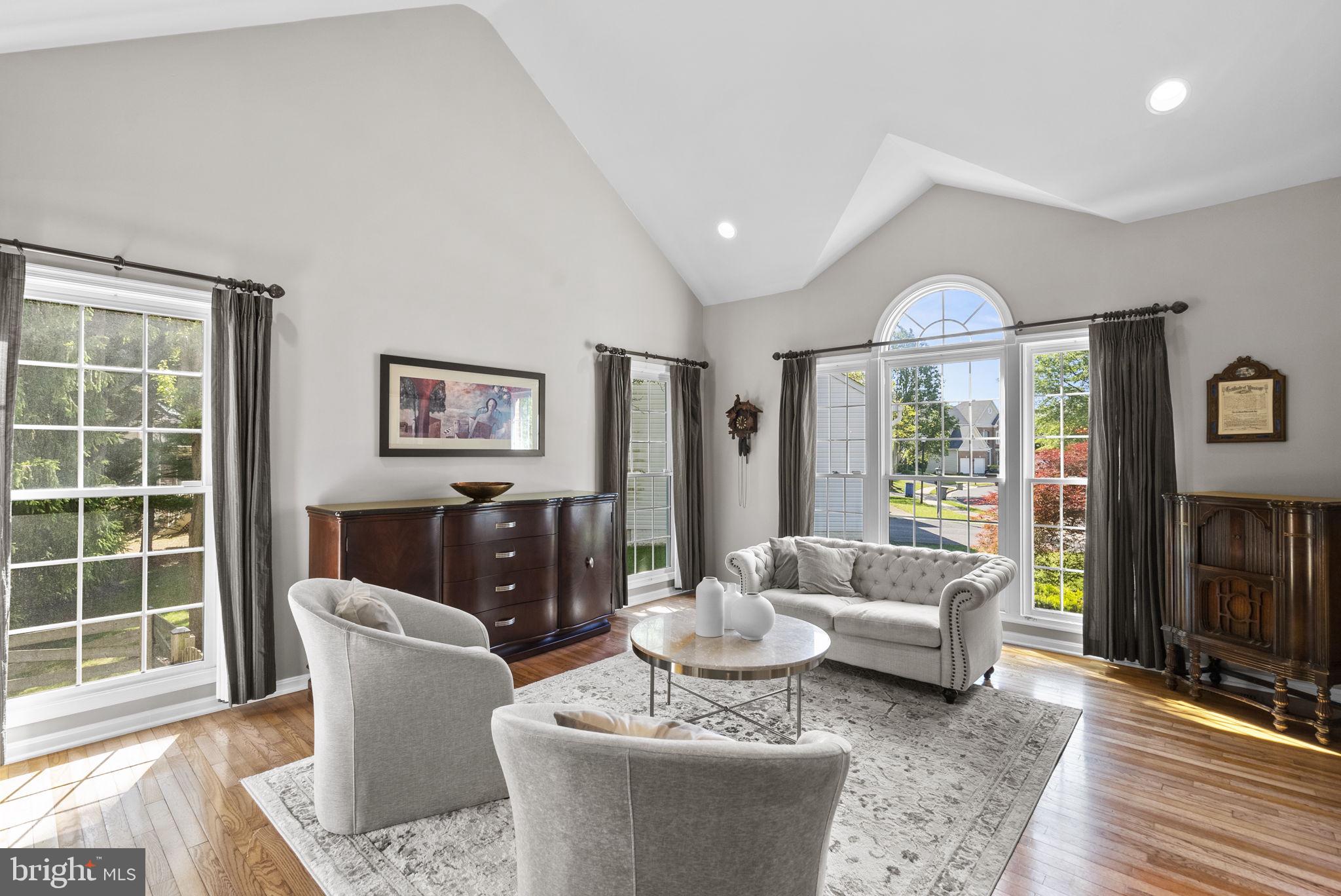 WILLOWS OF POTOMAC - Residential