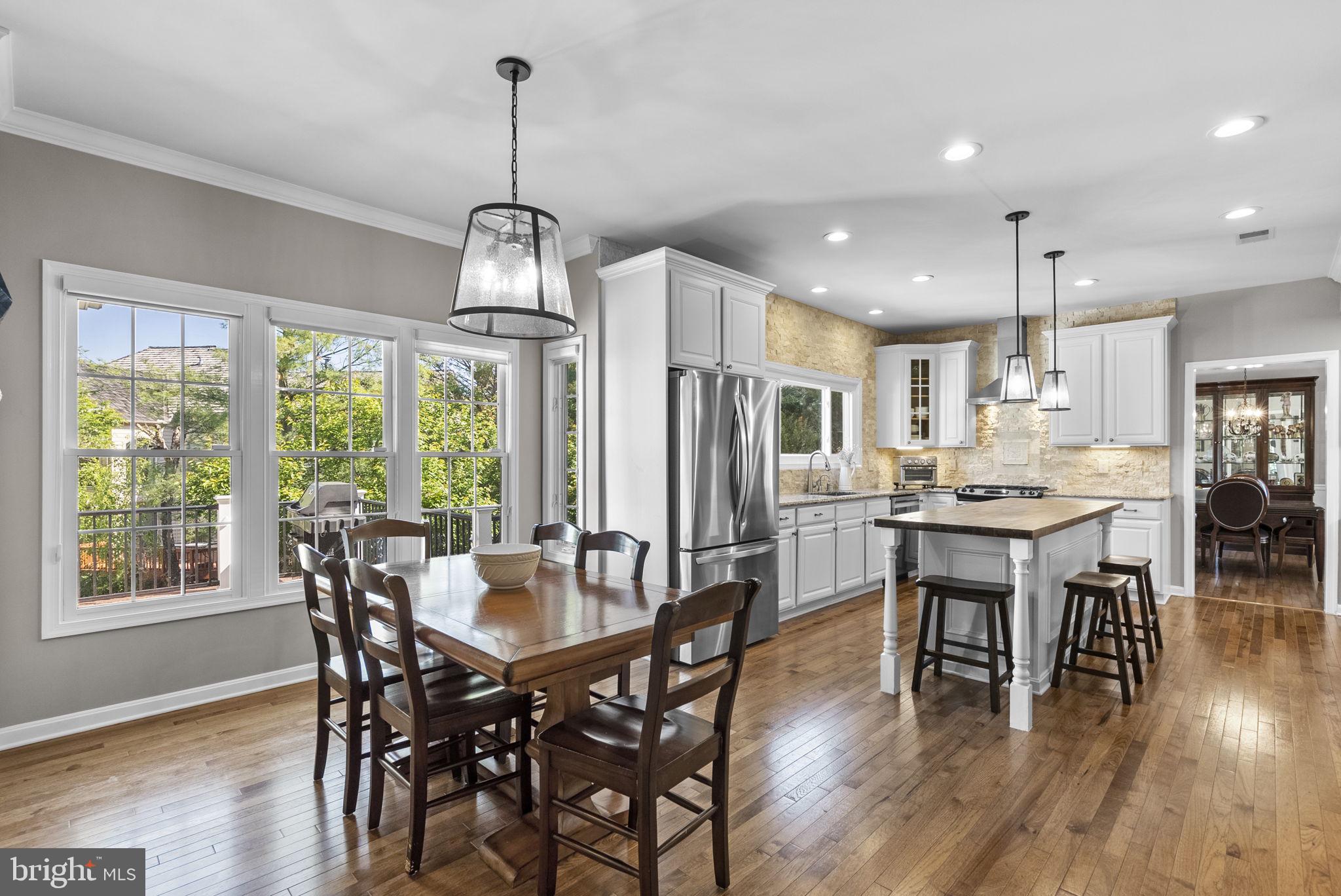 WILLOWS OF POTOMAC - Residential