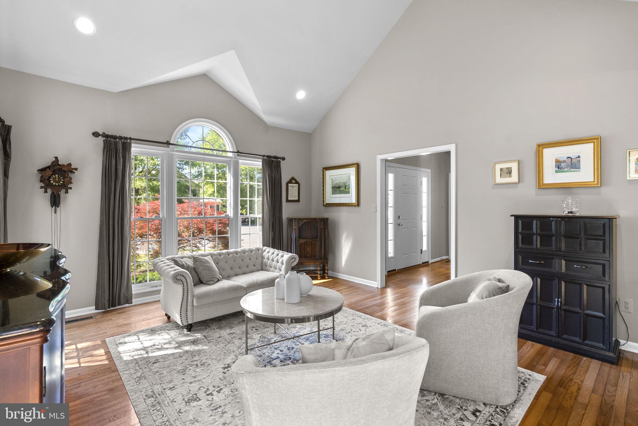 WILLOWS OF POTOMAC - Residential