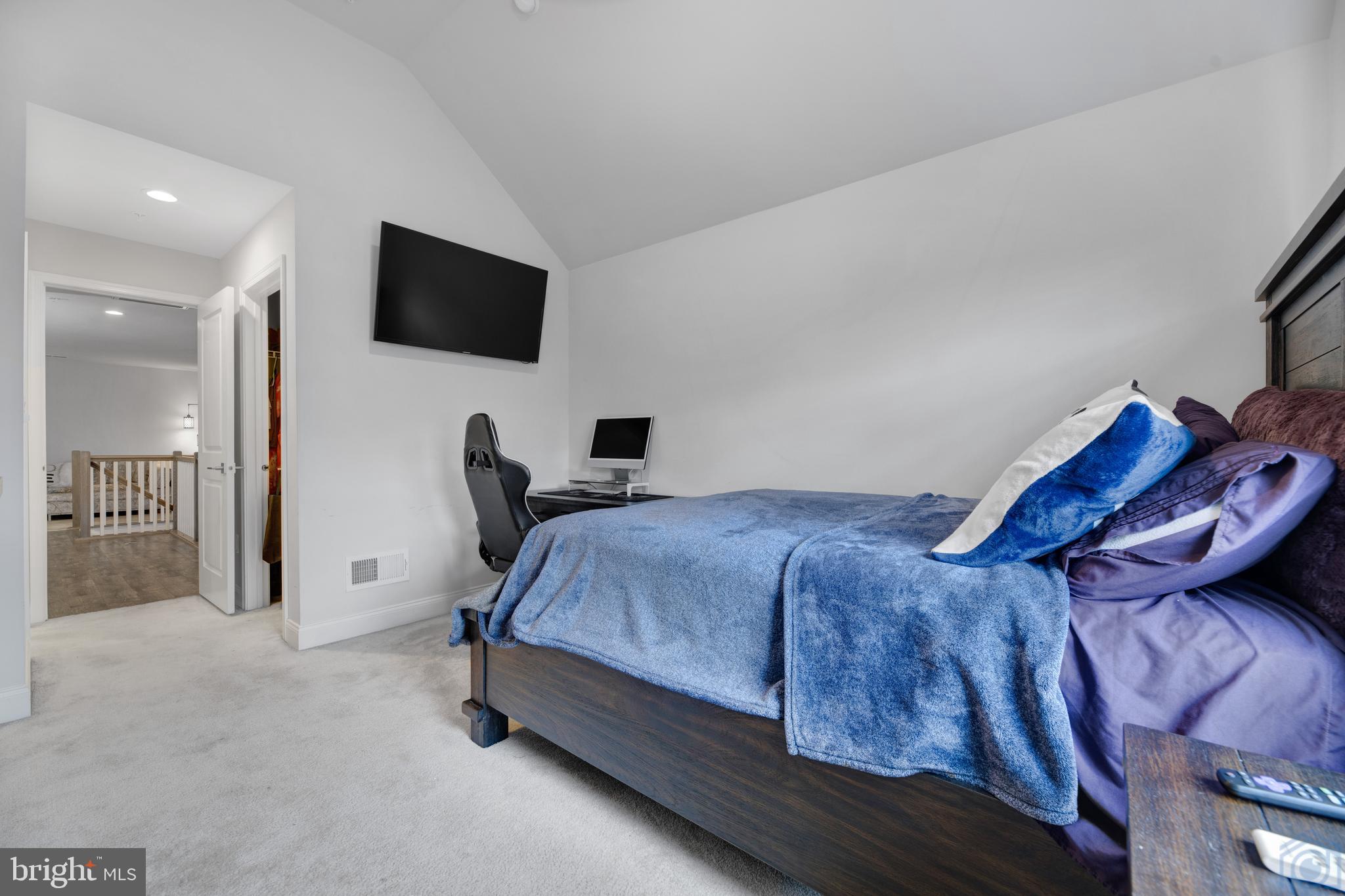 ARUNDEL FOREST - VILLAS - Residential