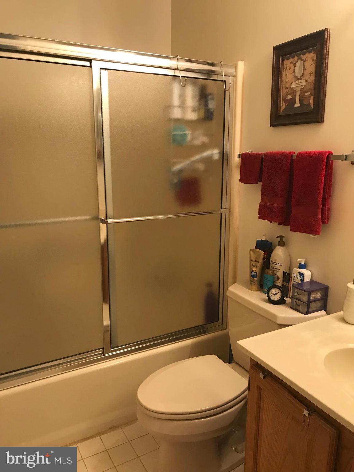 FLOWER HILL - Residential