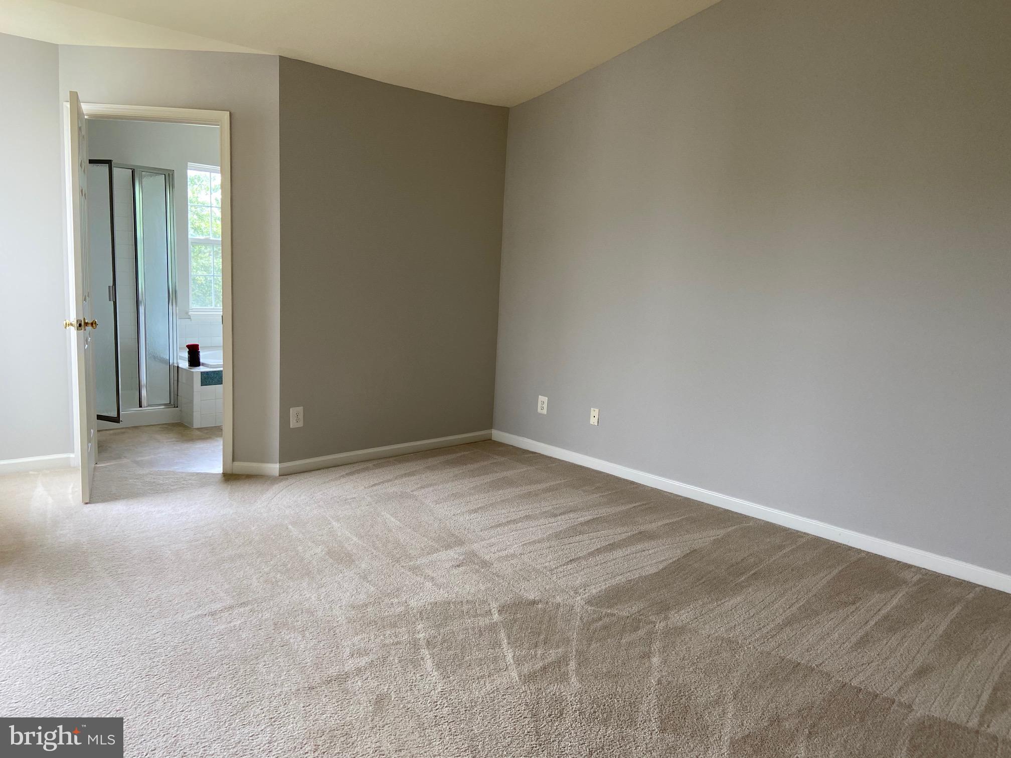 WELLESLEY - Residential