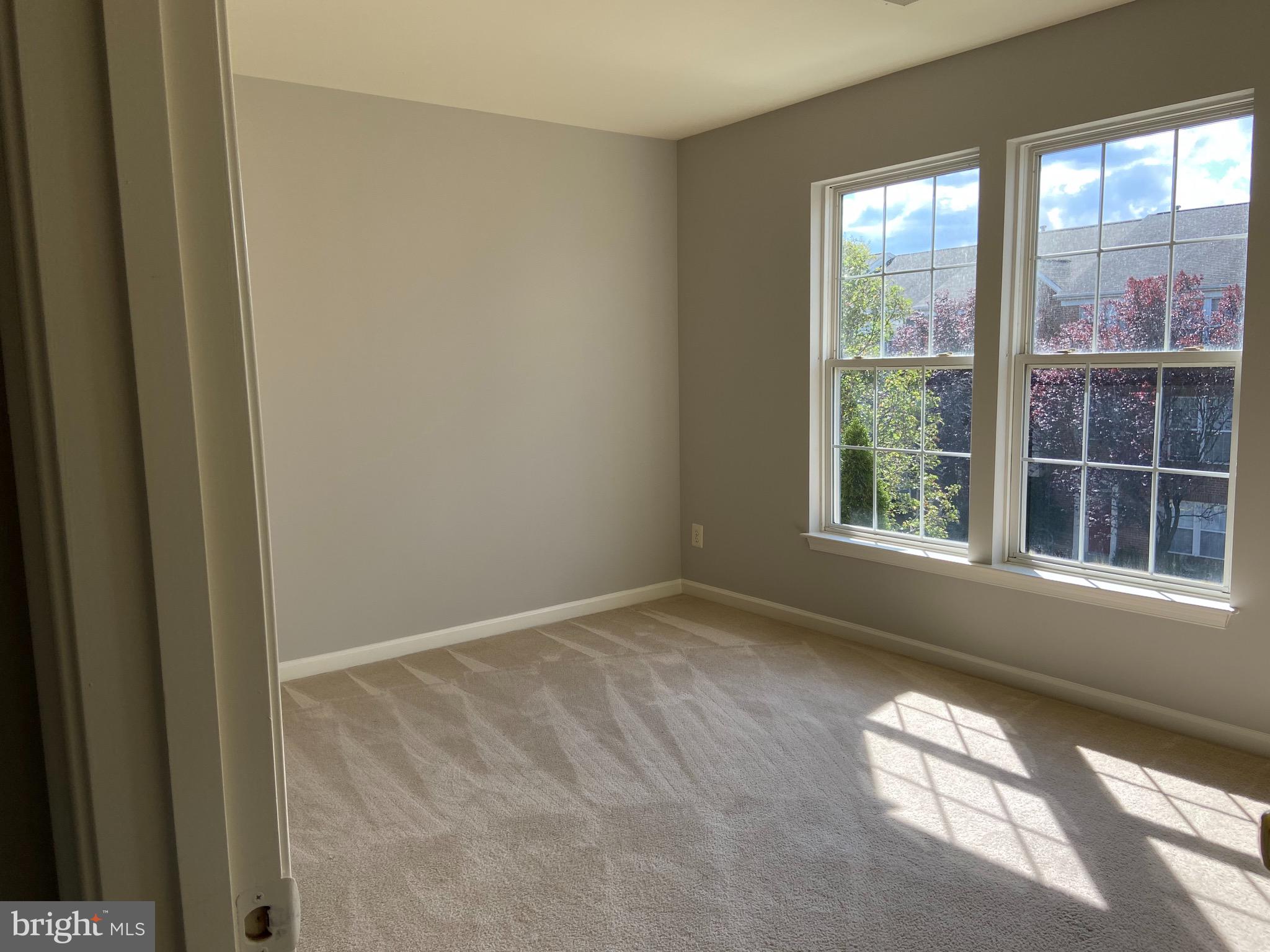 WELLESLEY - Residential