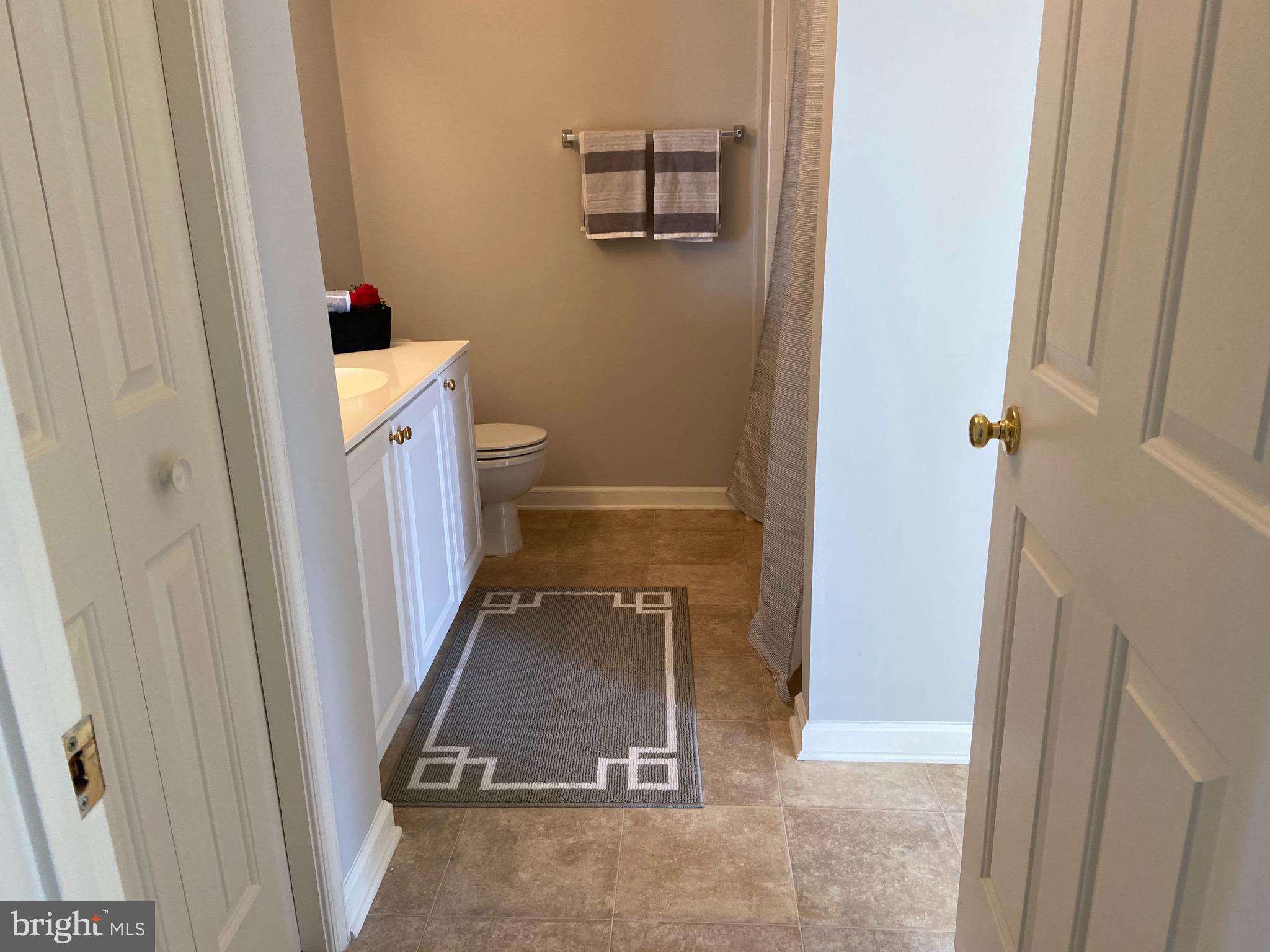 WELLESLEY - Residential