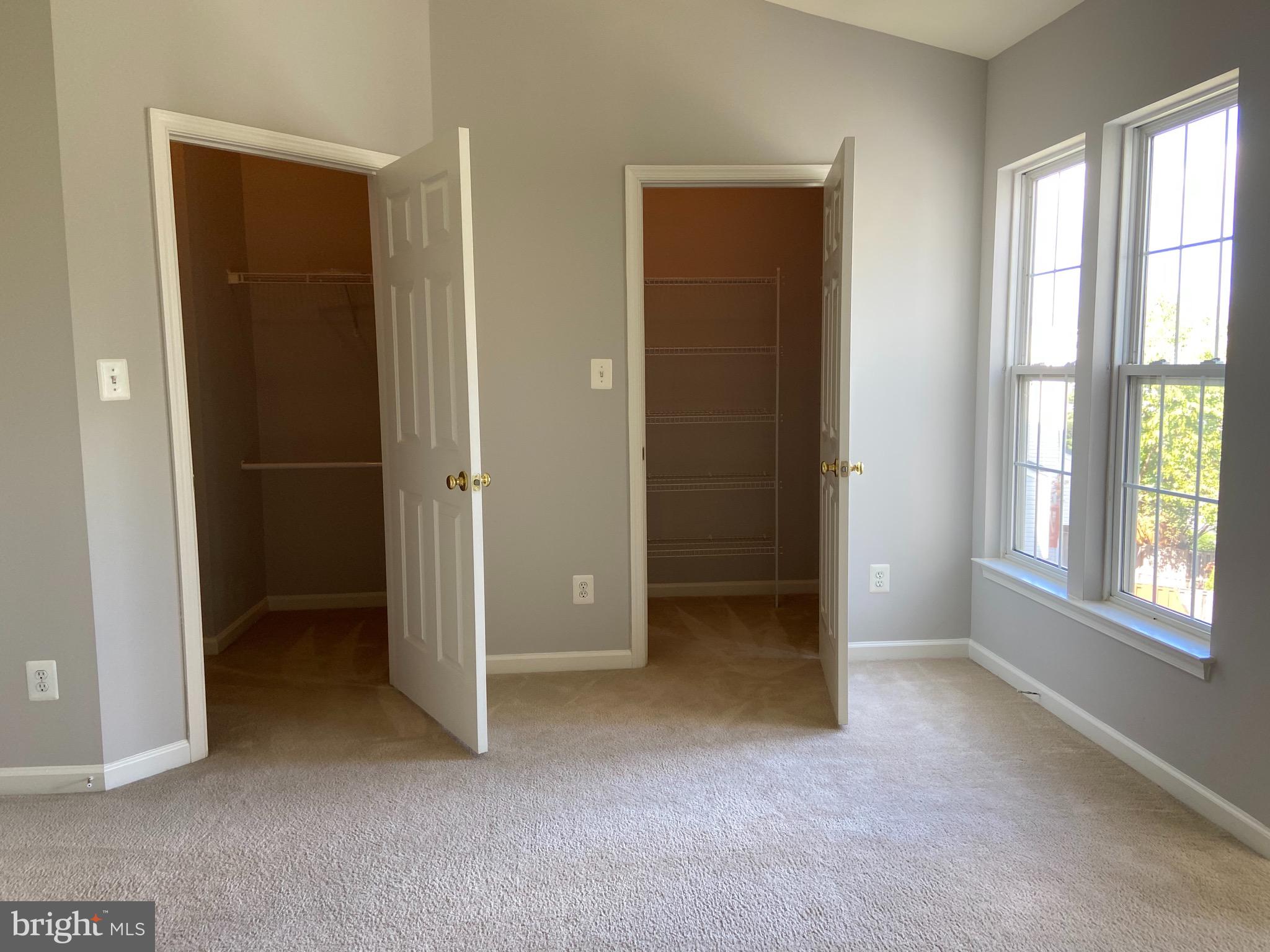 WELLESLEY - Residential