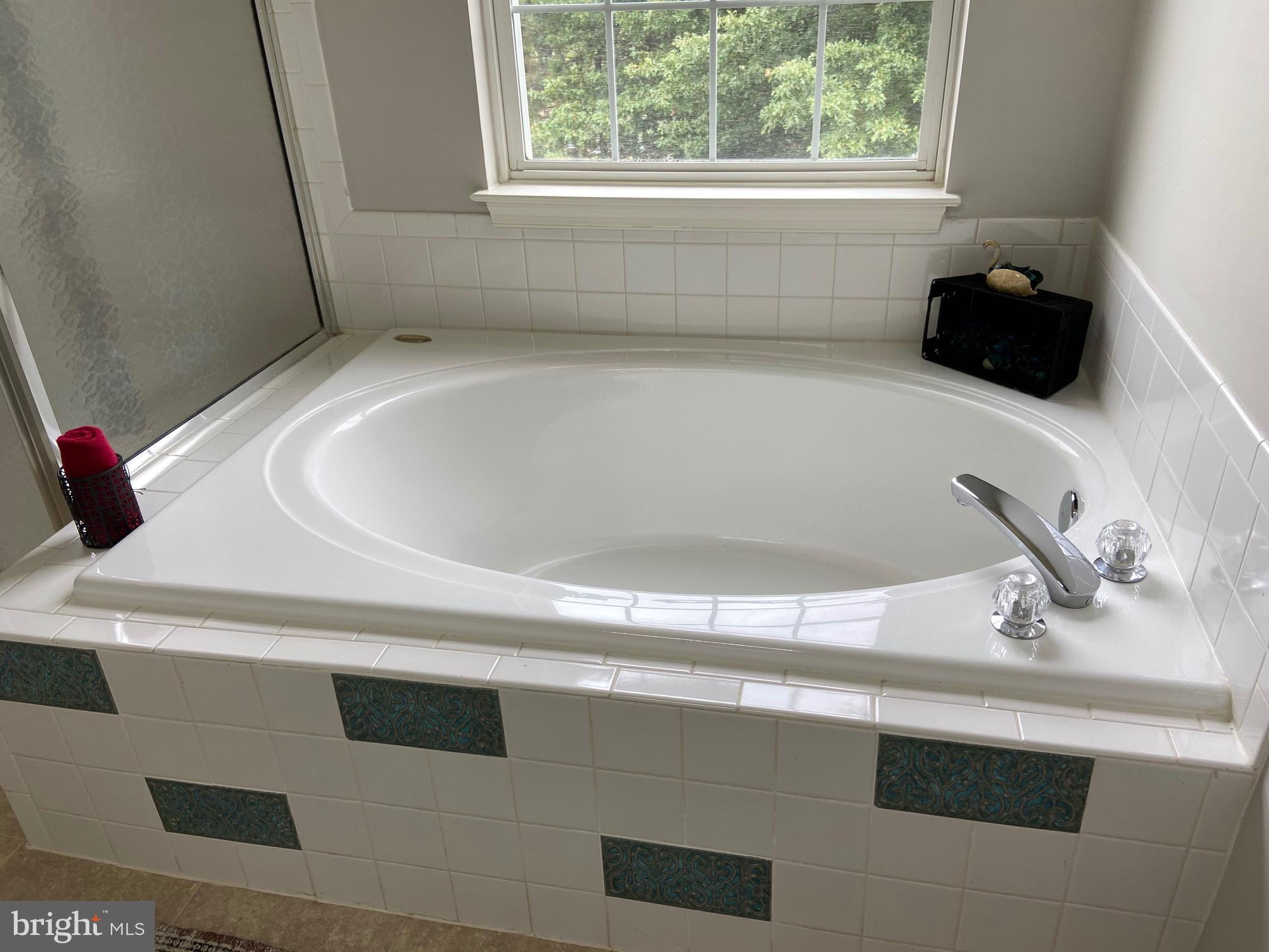 WELLESLEY - Residential