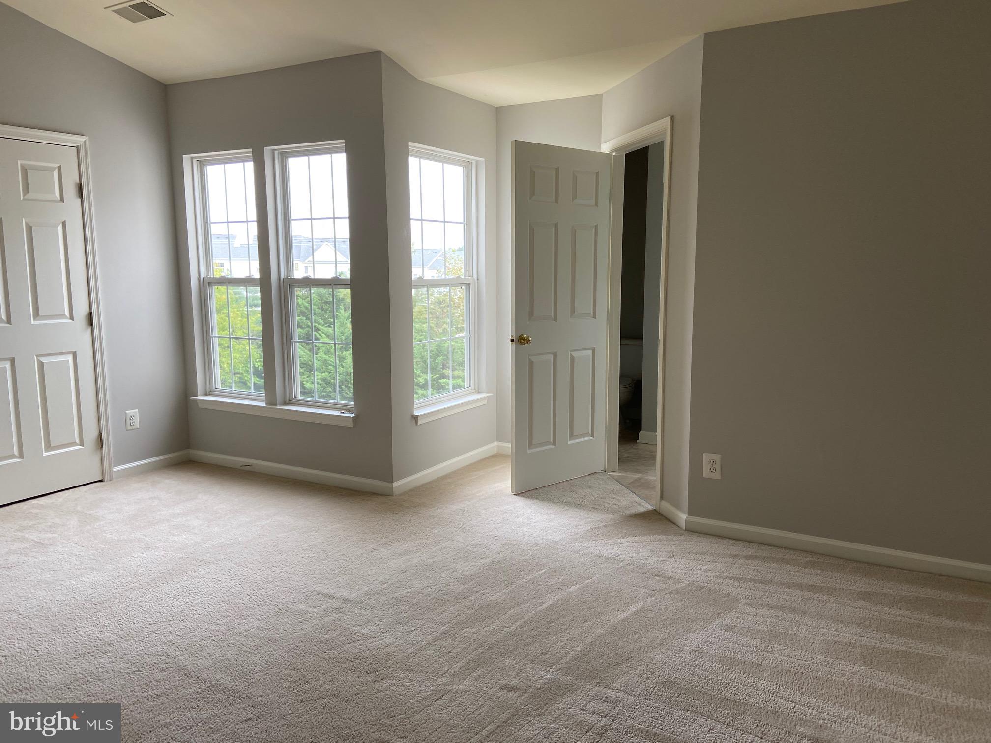 WELLESLEY - Residential