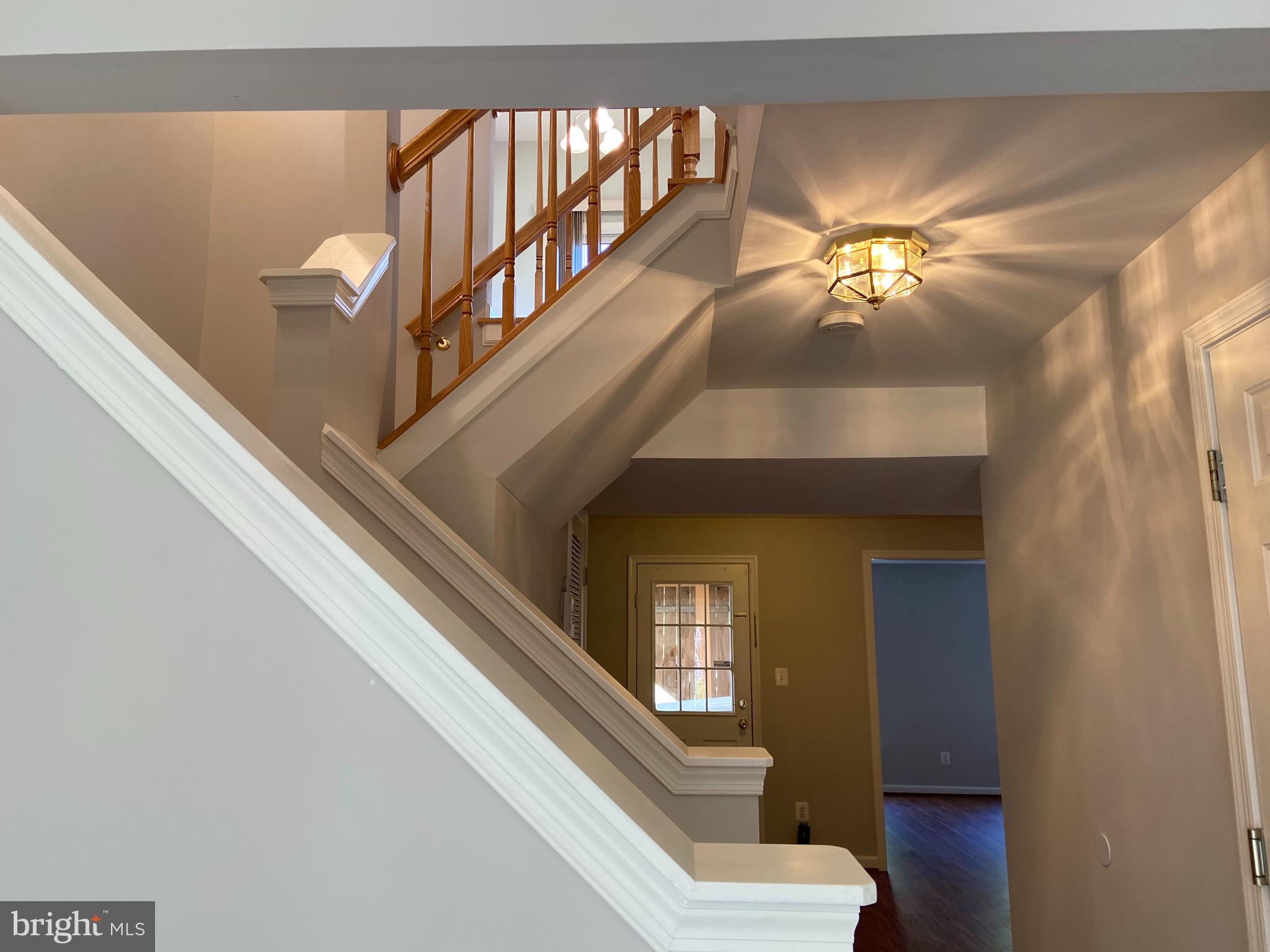 WELLESLEY - Residential