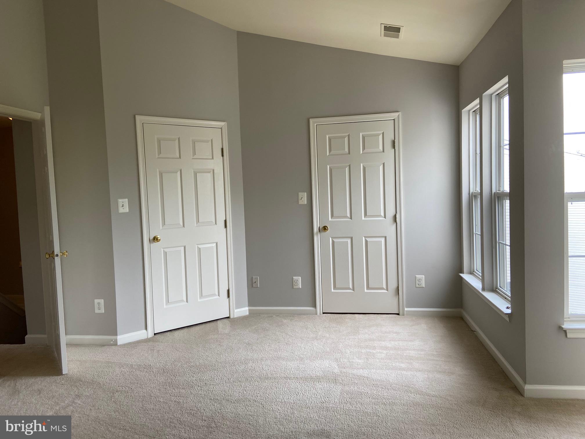 WELLESLEY - Residential