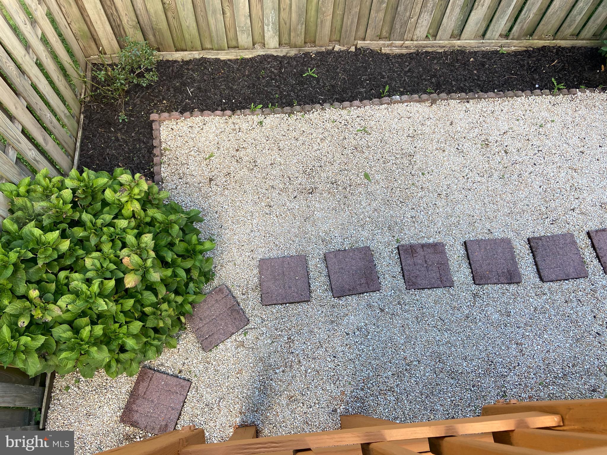 WELLESLEY - Residential