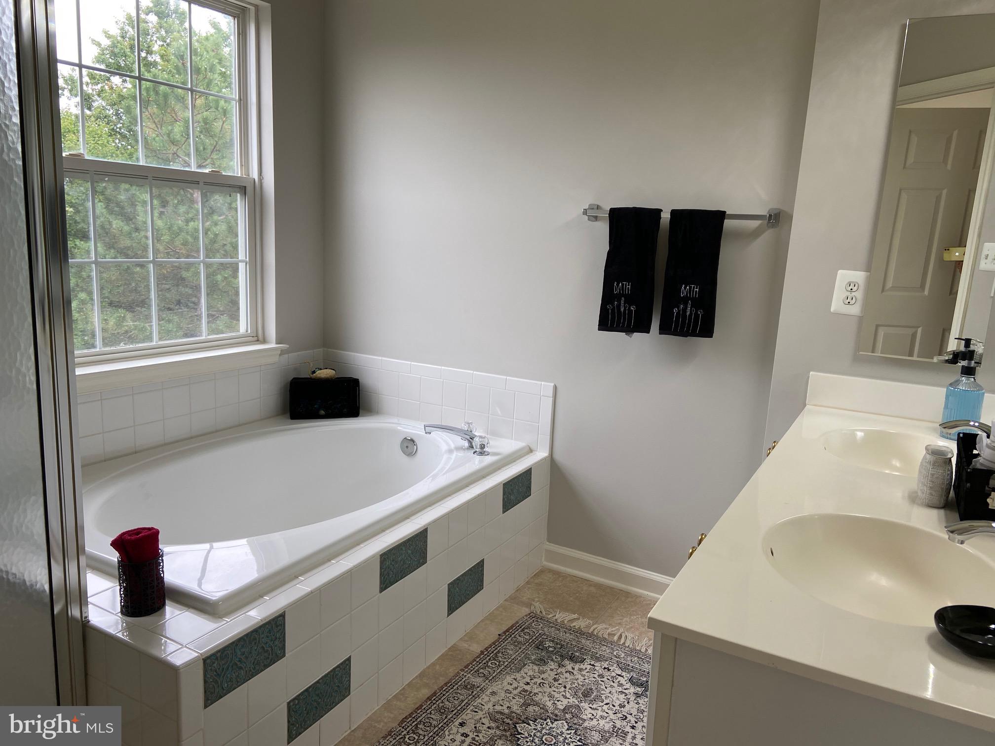 WELLESLEY - Residential