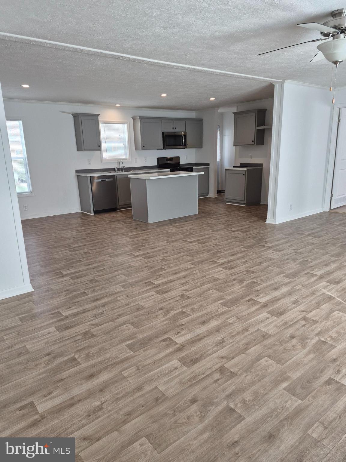 216 S THISTLE WAY 216