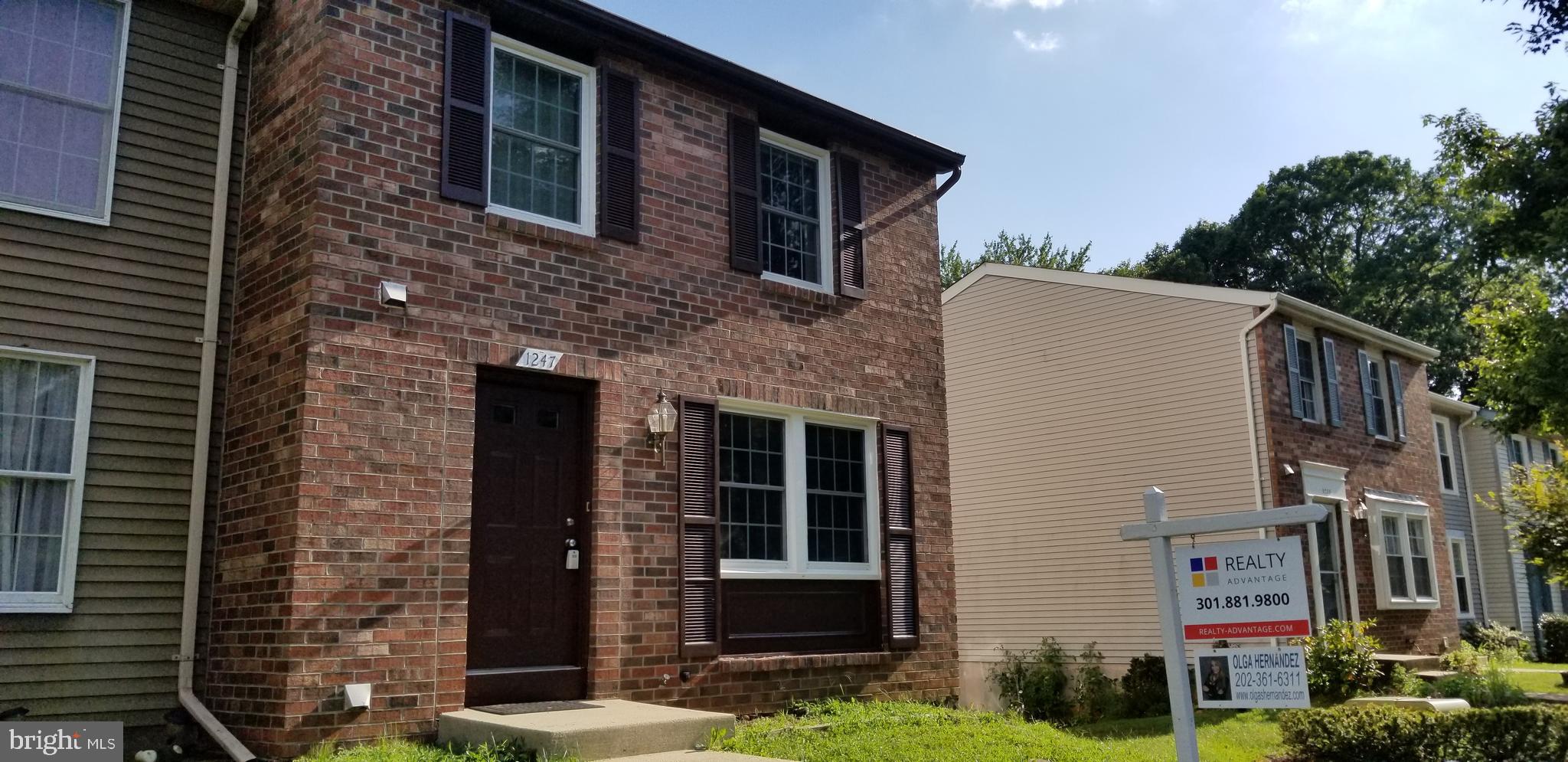 OAK SPRINGS - Residential