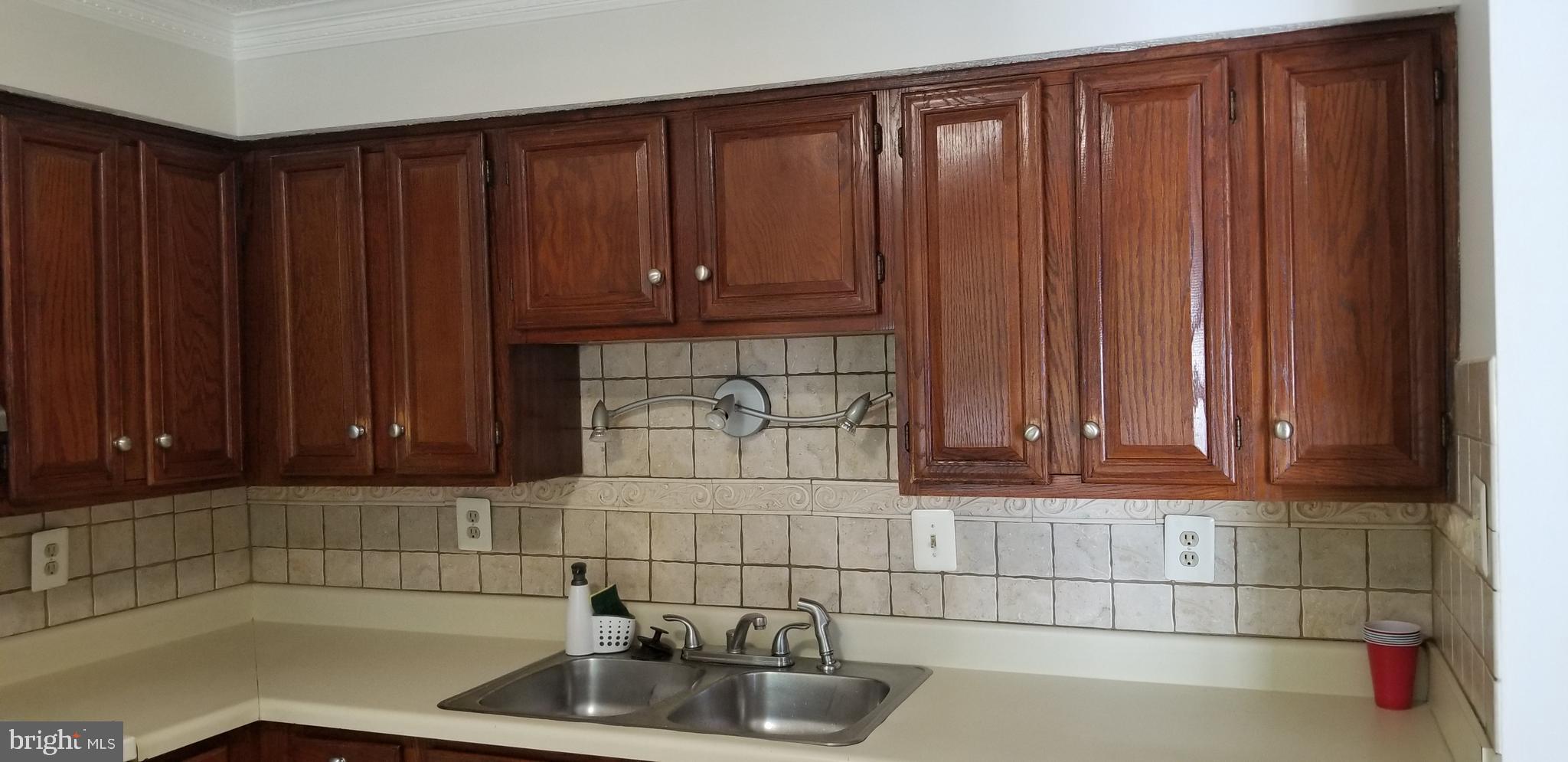 OAK SPRINGS - Residential