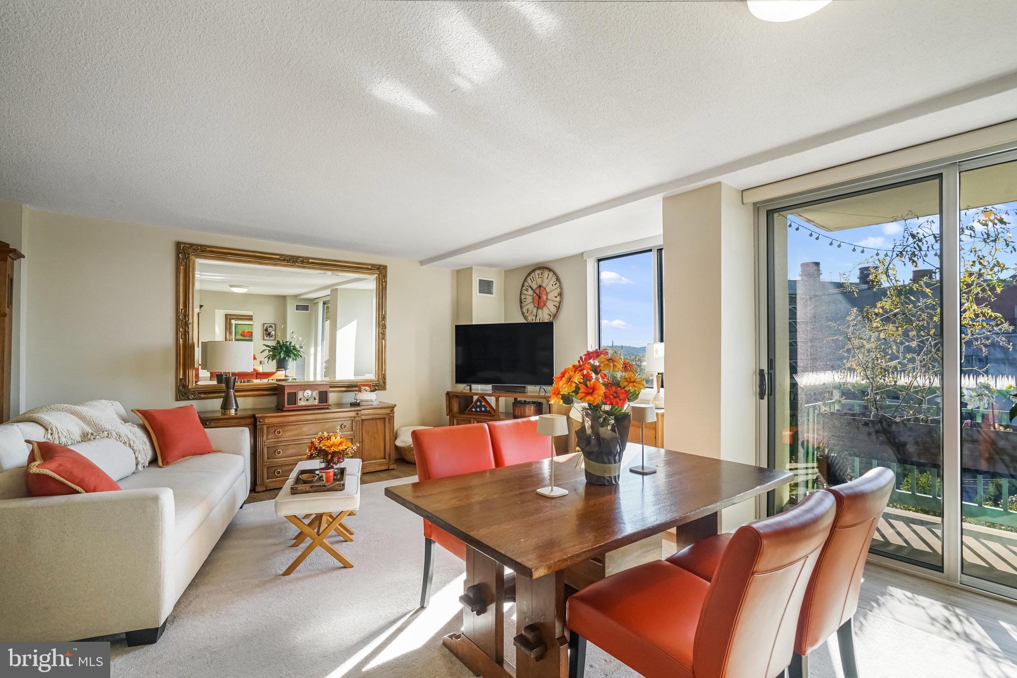 501 SLATERS LANE 714
