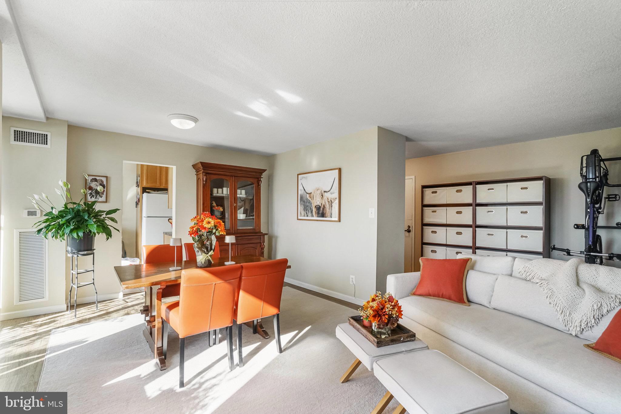 501 SLATERS LANE 714