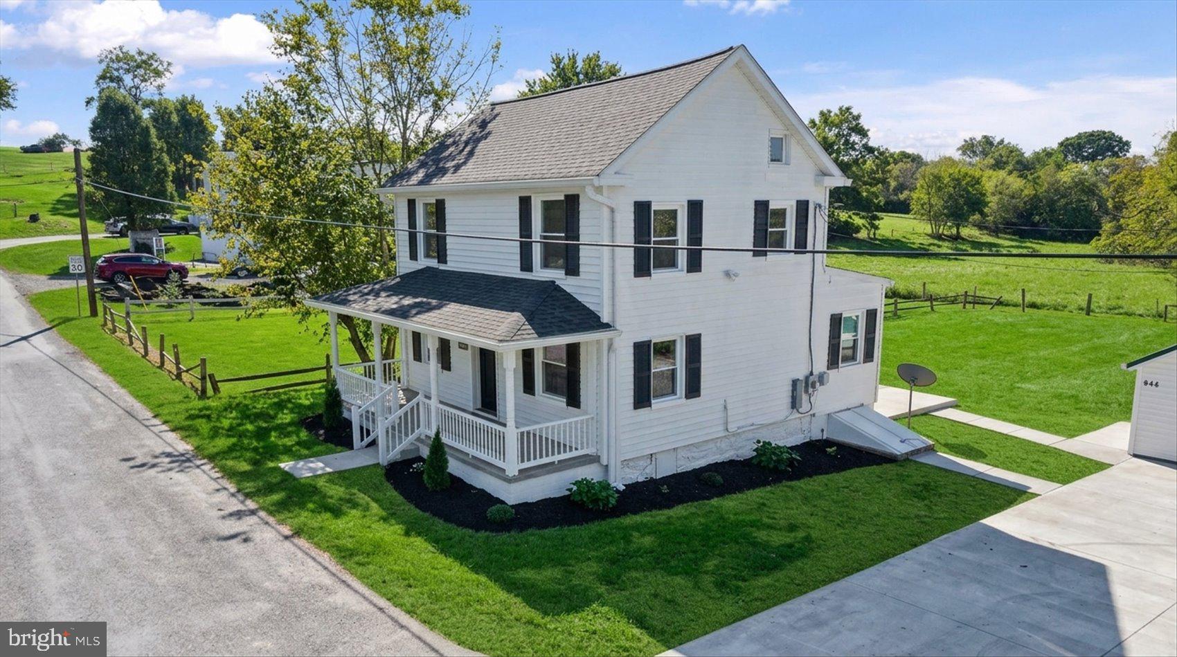 9440 HOLLOW ROAD