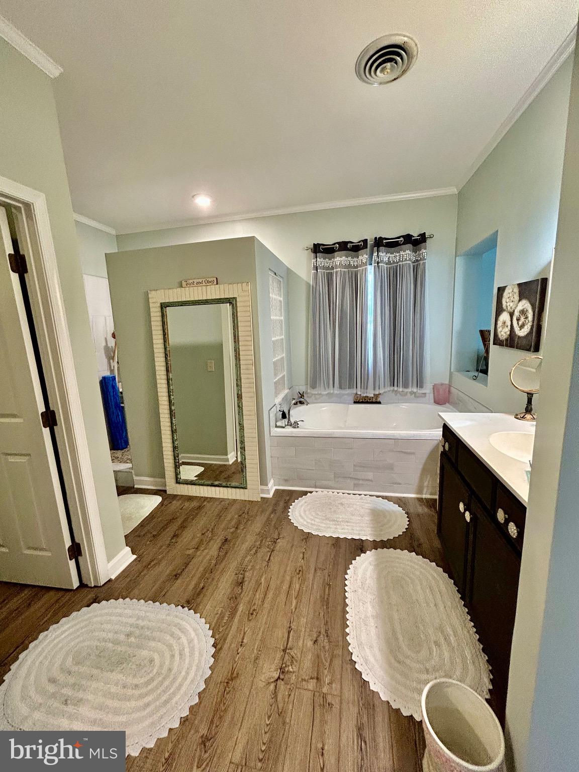 15 BURRWOOD COURT